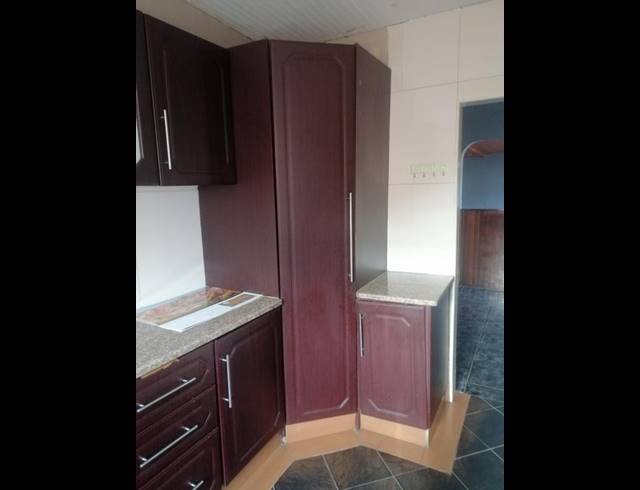 5 BEDROOM HOUSE FOR SALE IN MOORTON
